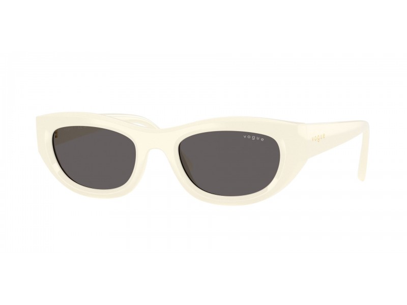 Vogue VO5616S Full Ivory Black Smoke napszemüveg