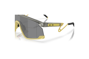 Oakley OO9237 Matt Grey/Vintage Gold – Prizm Black