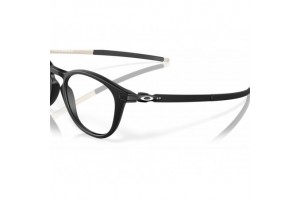 Oakley OX8105 PITCHMAN R Satin Black szemüveg