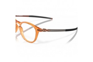 Oakley OX8105 Pitchman R - Polished Translucent Ginger demo lencsével