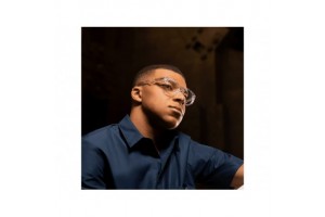 Oakley OX8139 05 polírozott átlátszó szemüveg