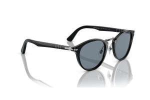 PERSOL PO3108S 95/56 – fekete keret, világoskék lencse