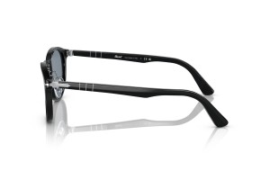 PERSOL PO3108S 95/56 – fekete keret, világoskék lencse
