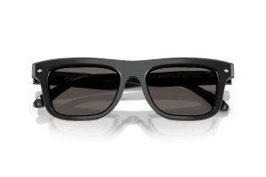 Giorgio Armani AR8259U 6060B1 fekete napszemüveg