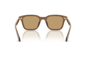 Giorgio Armani AR8265U matt áttetsző barna napszemüveg
