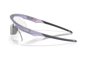 Oakley OO9527D RSLV LITE matt áttetsző lila sportszemüveg
