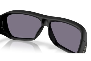 Oakley OO9492 Chaminade Black Suede Prizm Grey napszemüveg