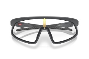 Oakley OO9524D RSLV — Matte Carbon, Clear-to-Black Iridium