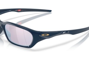 Oakley OO9530 TERRAFORMA Prizm Sapphire napszemüveg