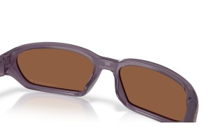 Oakley OO9530 Terraforma Transparent Aubergine napszemüveg