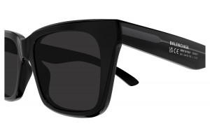 Balenciaga BB0467S 001 fekete-szürke napszemüveg