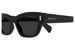 Alexander McQueen AM0548S 001 fekete-szürke napszemüveg