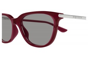 Alexander McQueen AM0553S burgundi-szürke napszemüveg