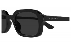 Alexander McQueen AM0558S 001 fekete-szürke napszemüveg