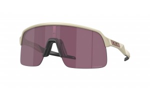 Oakley OO9463 946352 SUTRO LITE Matte Sand Prizm Road Black sportszemüveg