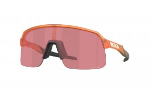 Oakley OO9496 10 SUTRO LITE S Matte Transparent Ginger Prizm Dark Golf sportszemüveg