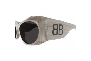 Balenciaga BB0394S 004 világosszürke női napszemüveg